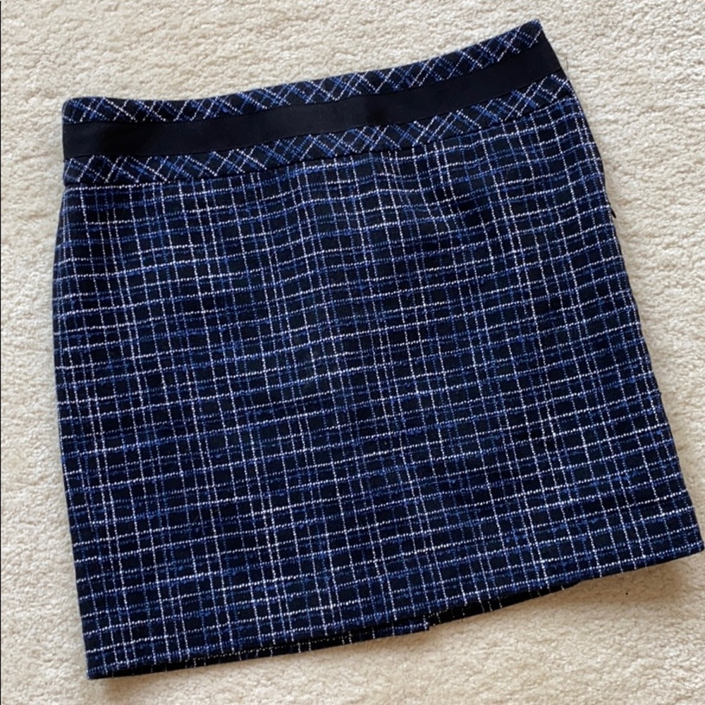 🖤💙 Loft black & blue skirt